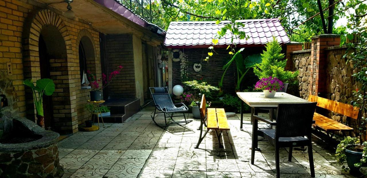 Green House In บาทูมิ ภายนอก รูปภาพ