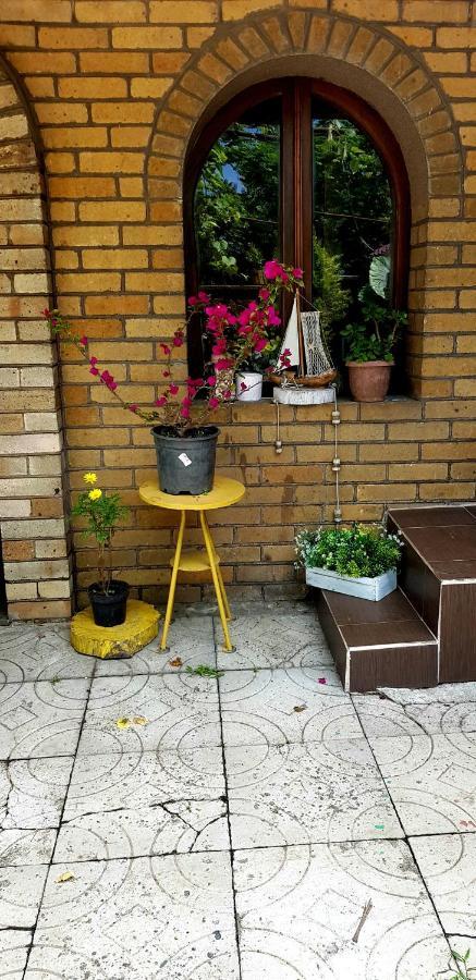 Green House In บาทูมิ ภายนอก รูปภาพ