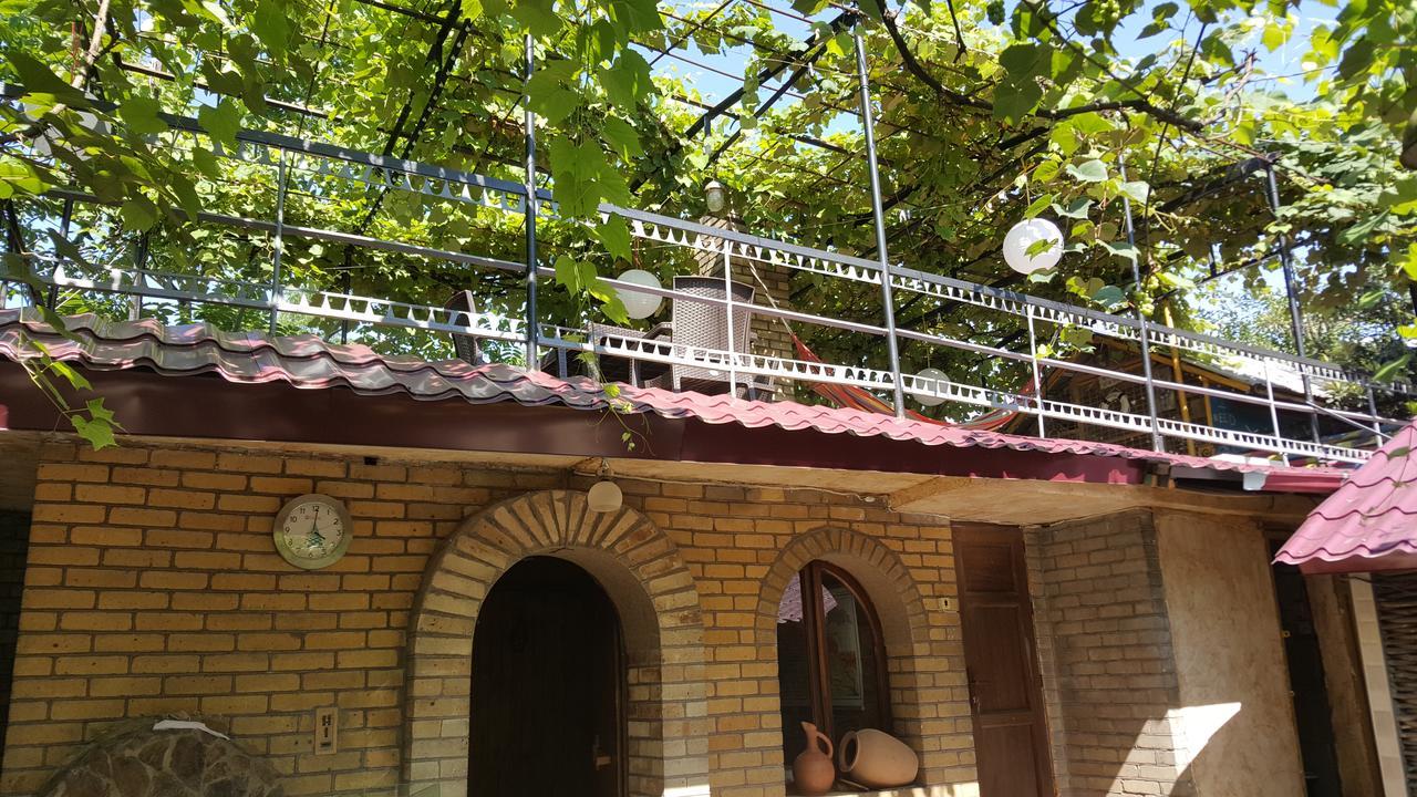 Green House In บาทูมิ ภายนอก รูปภาพ